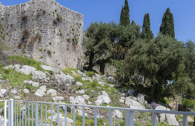 Solaris Methea Deluxe Suites - Foto 1