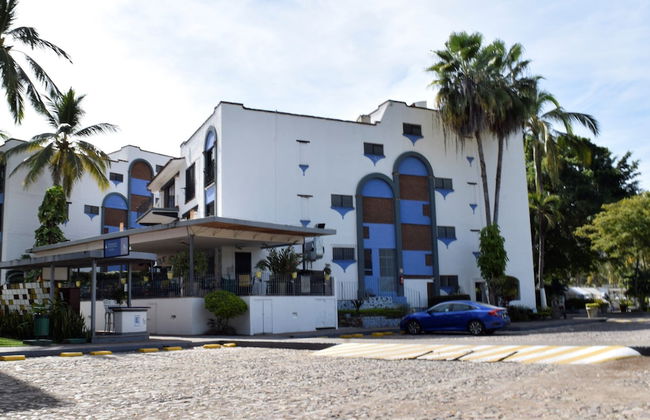 Puerto de Luna Pet Friendly & Family Suites Hotel - Photo 46