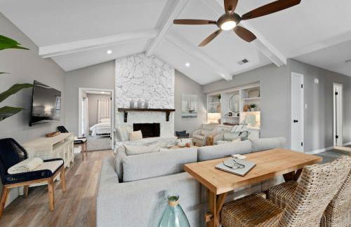 Family or Group Getaway Spacious Home - Porch - Sleeps 10 - Foto 1