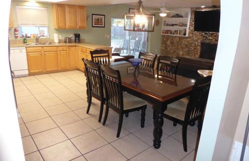 Perfecto Mundo 6, Orlando Area 4BR-2MB-3Bath Huge Pool, Ping Pong, Billiard, Disney Universal - Foto 44