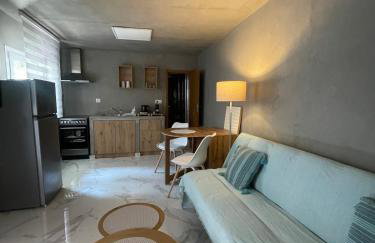 The Secret Studio - OAKA Stadium & nearby hospitals - Foto 34