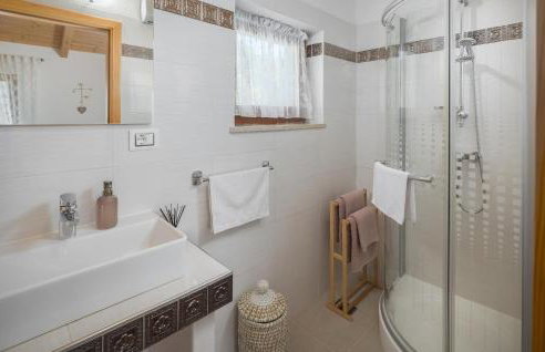 Beautiful Home In Brest Pod Uckom - Foto 29