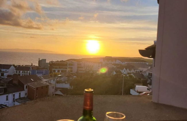 Portrush Penthouse Stunning Harbour & Atlantic Views - Photo 31