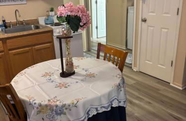 A2 Studio, Mins to Downtown, UofM, Hospitals, Restaurants & Stadium - Foto 9