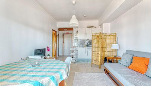 Only 10 min from Lisbon city centre, 15 min driving from the beaches! - Foto 3