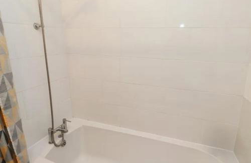 Chestnut Lodge - a woodland escape near the city! - Foto 10