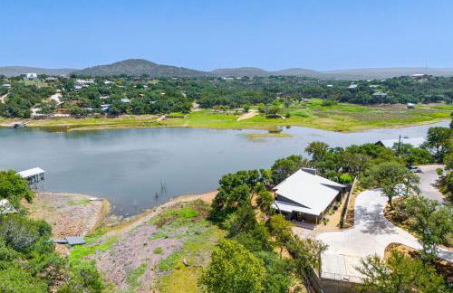 Chic Burnet Home on Lake Buchanan with 2 Fireplaces! - Foto 42