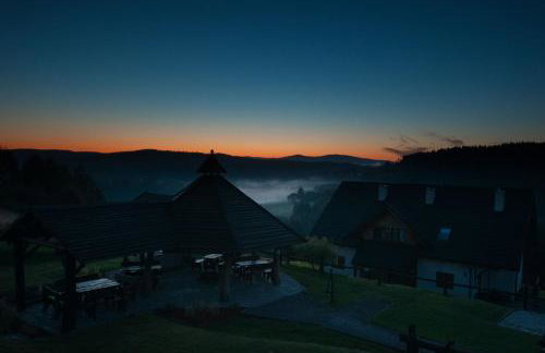 Chata w Bieszczadzie apartamenty i domki z basenem Bieszczady - Photo 72