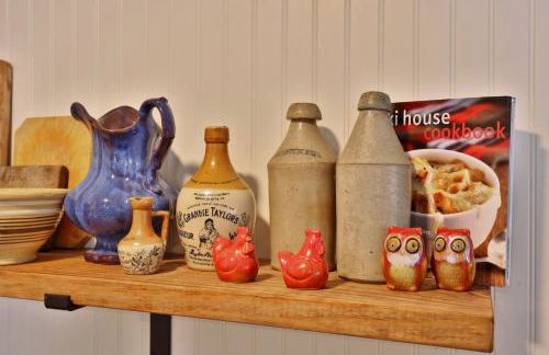 Chittenden Farmhouse - Historic 4BR, 2BA, 20 Min to Skiing, 7 Min to Mountaintop Resort - Foto 4