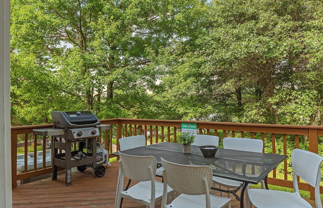 For Lake Sake by Avantstay Lakefront + Hot Tub + View - Photo 5