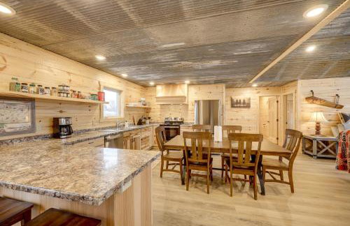 New-Build, Mtn-View White Sulphur Springs Home! - Foto 10
