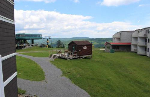 Allegheny Spg - Cozy Condo Ski from our patio - Foto 17