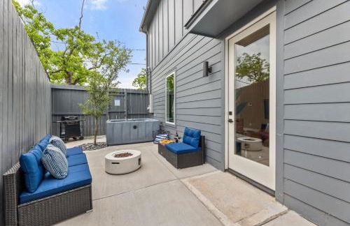 Brand New 3BR 2 5BA Home with Hot Tub - Photo 31