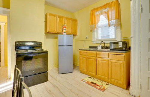 Easy City Commuting! Walkable Newark Duplex - Photo 8