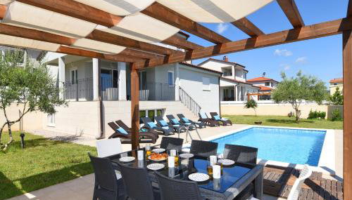 VILLA AMBER YourCroatiaHoliday - Foto 2, Garden, sunbed, Garden view