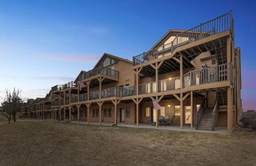 First Floor 3 BR Condo, Northern Bay Golf Course - Foto 2