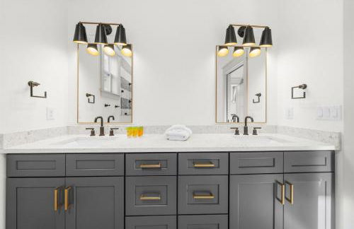 Design-Forward New Build 3BR2BA Seminole Heights - Foto 44