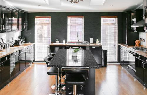 Stag Lodge - Photo 7