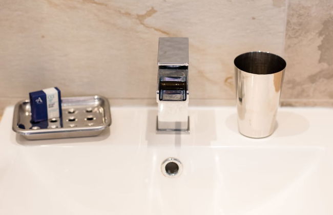 The Whooper - Foto 22