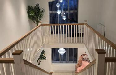 Glams beautiful luxury home - Foto 7