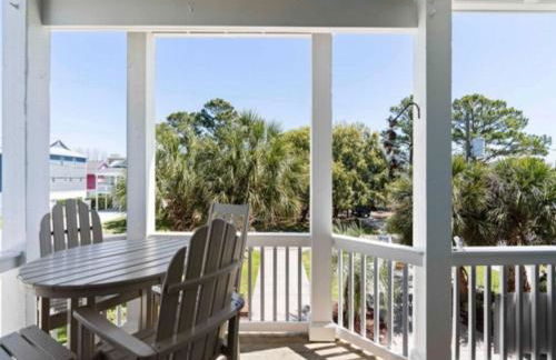 After Dune Delight - Relax and unwind in this fun and spacious 3 story home, Light, Bright, and close to everything! townhouse - Photo 10
