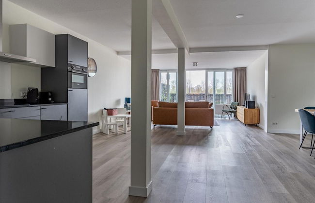 Holiday Home in Sneek With Waterfront Jetty - Foto 9