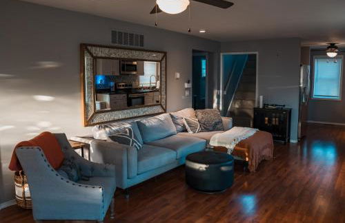 Sandusky Bay Hot Tub, Gym, Patio, Games, Recreation Watercraft, Waterside Home, check it out! - Foto 17