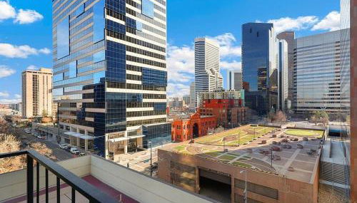 Larimer Square, Parking included, at The Windsor - Foto 2