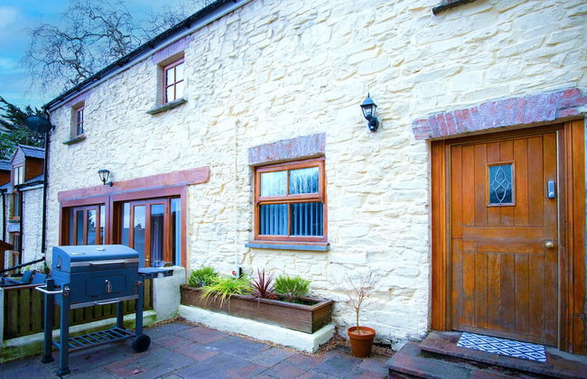 Fletcher Coach House - 3 Bedroom Cottage - Pendine - Photo 1