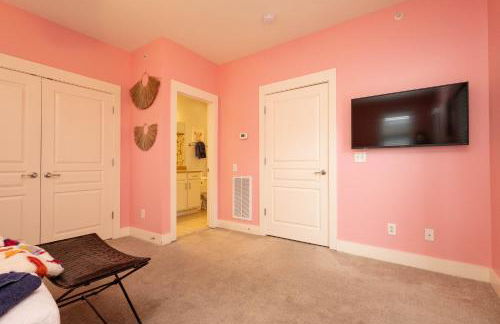 Pink Experience - West End Broadway & Restaurants - Foto 31