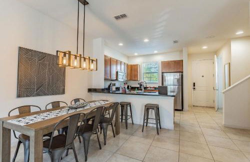 2 Suítes, Jacuzzi priv. perto da DISNEY - Foto 5