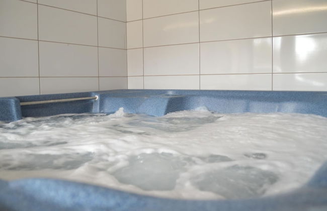 Holiday Home in Waimes With Pool & Sauna - Foto 27