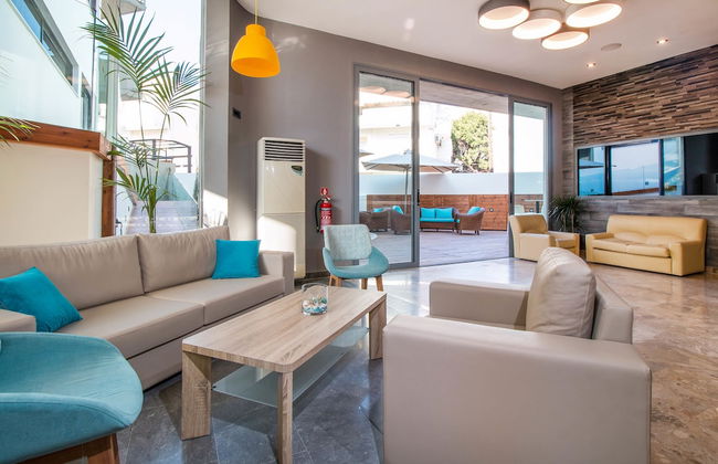 Sunny Days Hotel Apt - Photo 3