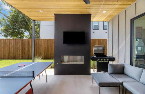 Luxury Getaway Near AT&T Stadium - 4BR Entire House-Hot Tub & Arcade - Foto 13