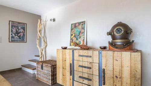 L'Odyssée provençale, un duplex de charme de 2 chambres au pied du village médiéval de Bormes-les-Mimosas, offrant des prestations haut de gamme et une superbe vue sur le Massif des Maures - Foto 2