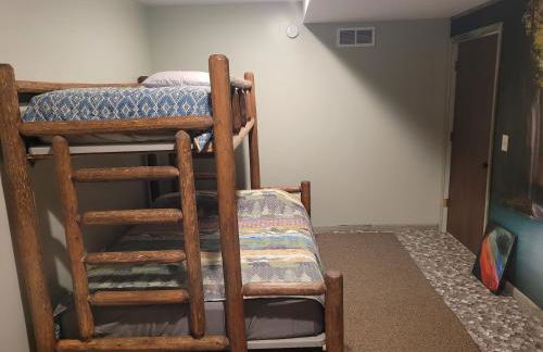 Hazel's Goose Creek Lodge - Private Riverfront! - Foto 44