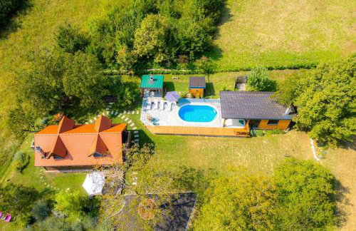 Family friendly house with a swimming pool Sveti Ivan Zelina, Prigorje - 20657 - Foto 1