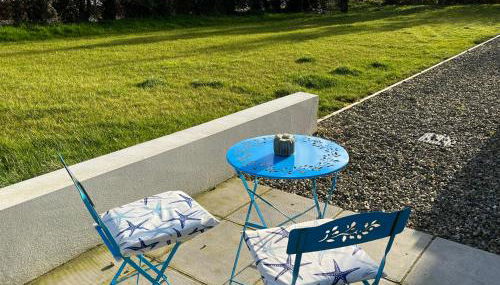 The Boathouse - Foto 4, Garden view