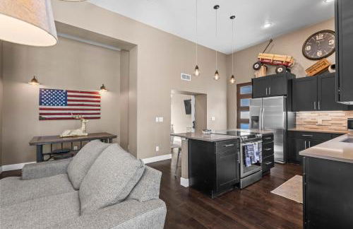 Stylish Church Conversion Walk to LoHi - Foto 21