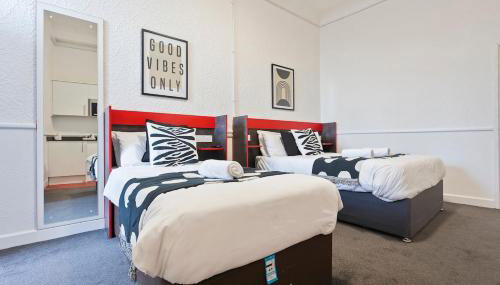 Central Dudley Stay-Sleeps 3, Kitchen&Free Parking - Foto 4