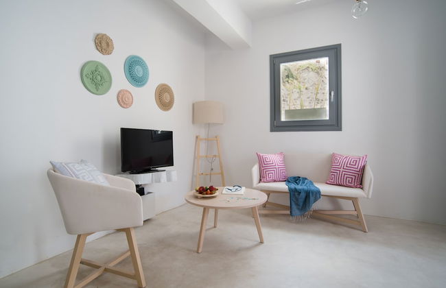 Lagadi Suites by K&K - Photo 17