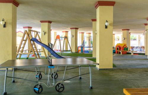 The Marbella Beachfront Gem - Photo 28