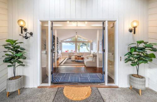 Oceanfront Family Retreat - Foto 8