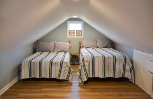 Cozy 3BR Cottage Fishing Private Dock Boating - Foto 15