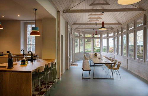 Private Oasis: Luxe 20-guest Estate, Jacuzzi, 8 Ha - Foto 9