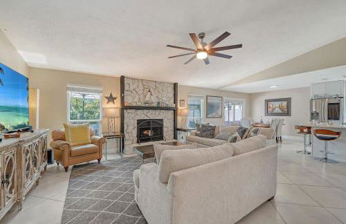 Beautiful Home - Oasis Backyard with Heat Pool - Foto 57