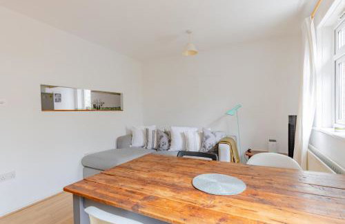 Well Connected 1BDR Flat in the Heart of Islington - Foto 8