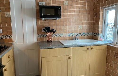 Cosy 2 Bedroom House -2023, 2024 &2025 award winner! - Foto 23