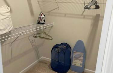 Embrace the Harmony of Nature and Urban Living - Foto 13