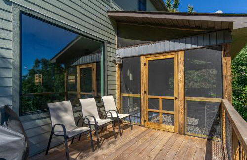 New Luxury 4 bedroom Mountain View Home w/hot tub! - Foto 29